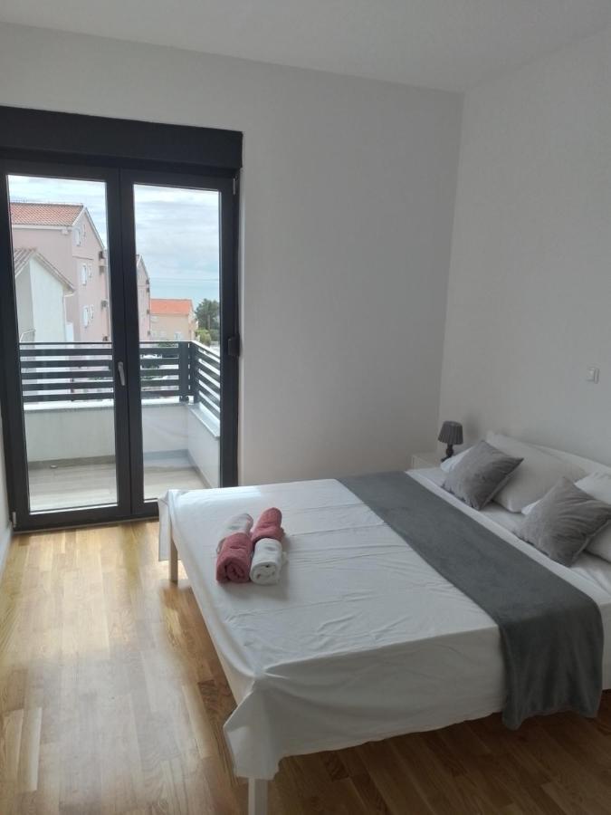 Biba Apartmán Novalja
